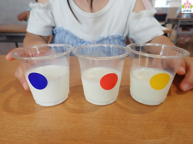 ４