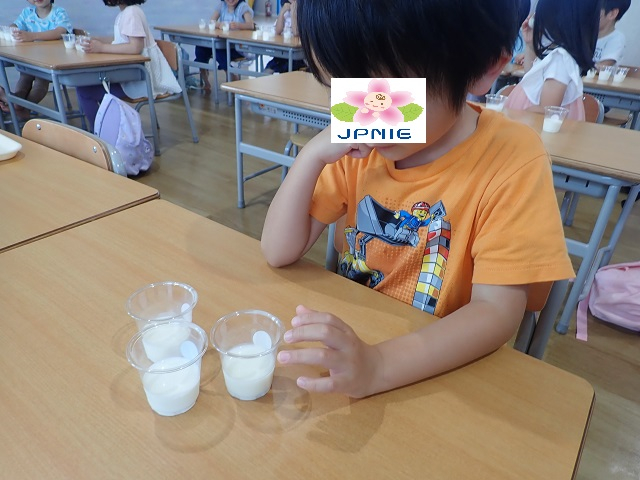 ５